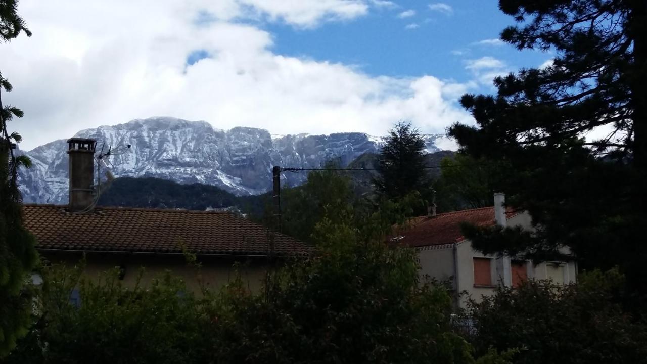 Logis Hotel & Restaurant Le Carnot Die Dış mekan fotoğraf