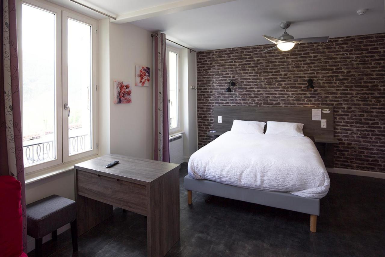 Logis Hotel & Restaurant Le Carnot Die Dış mekan fotoğraf
